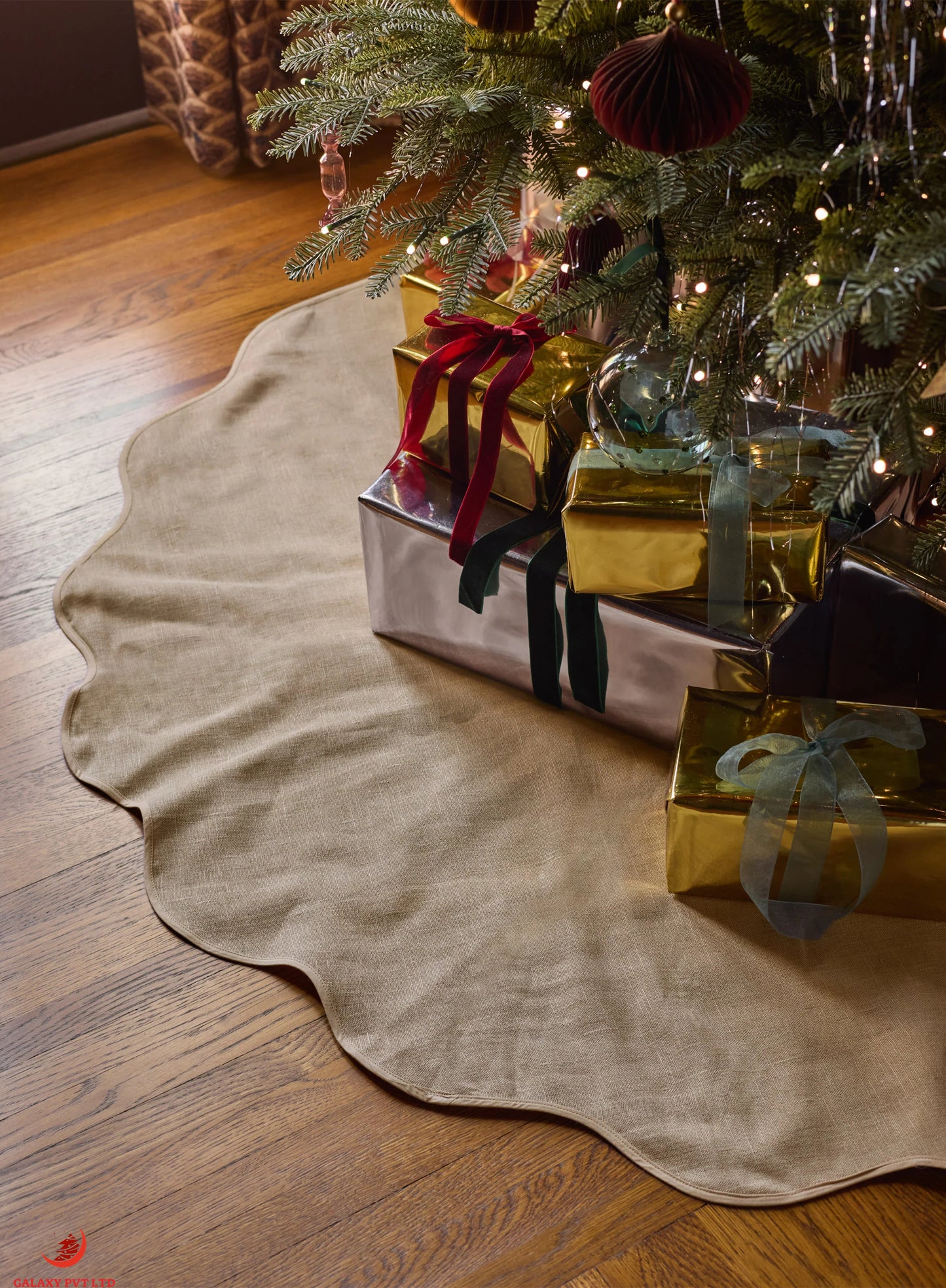Everett Christmas Tree Skirt