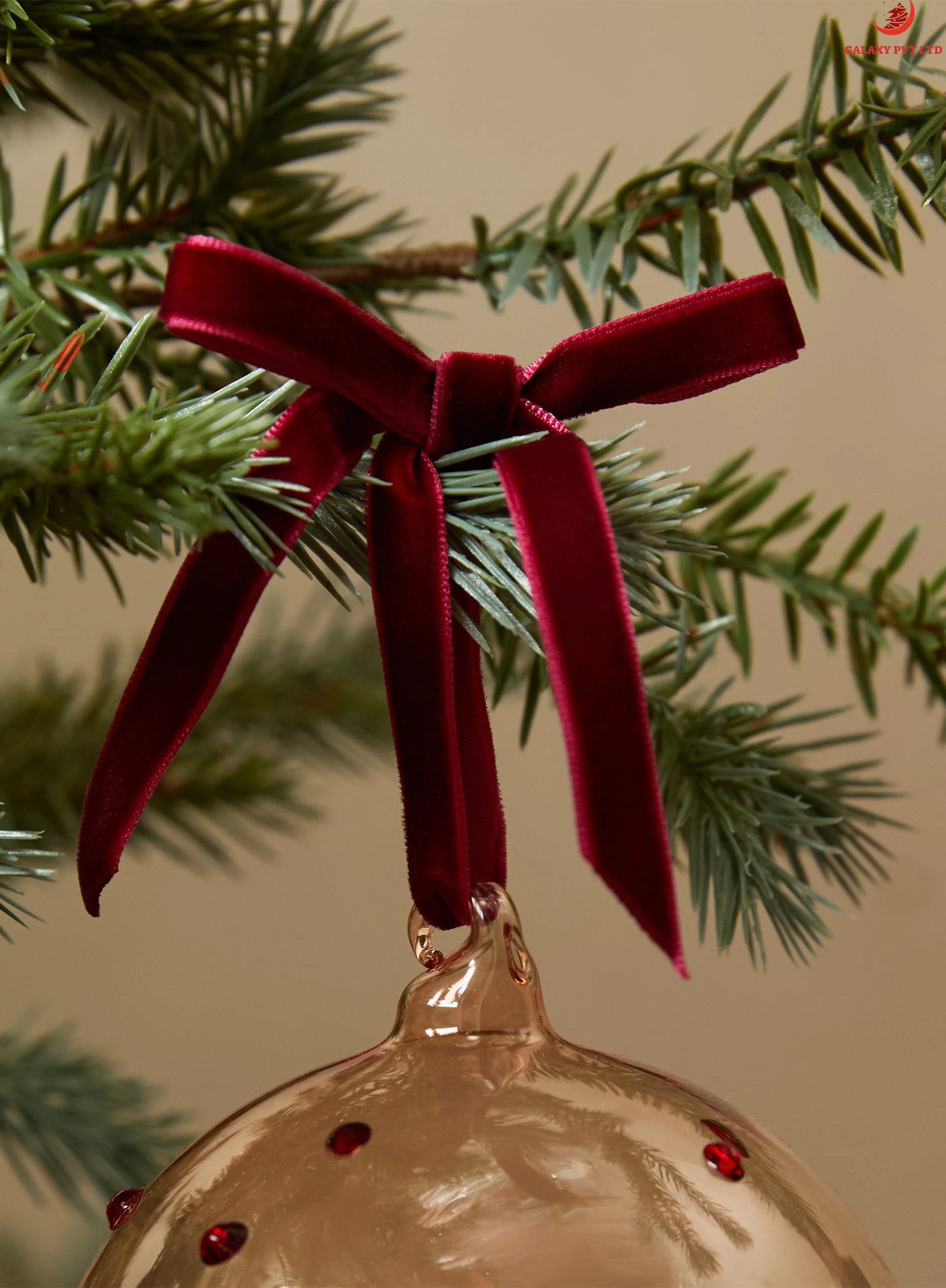 Pricha glass ornaments (set of two)